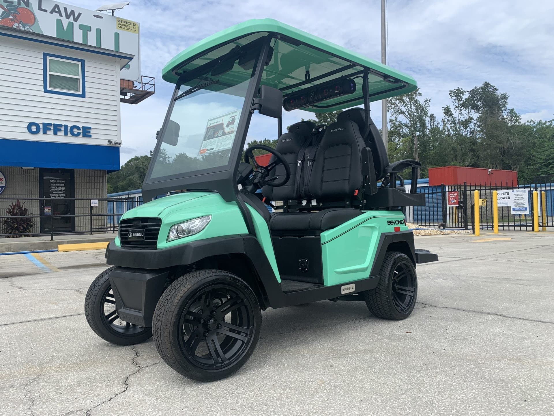 Bintelli 4PR golf cart | Ergon Golf Carts
