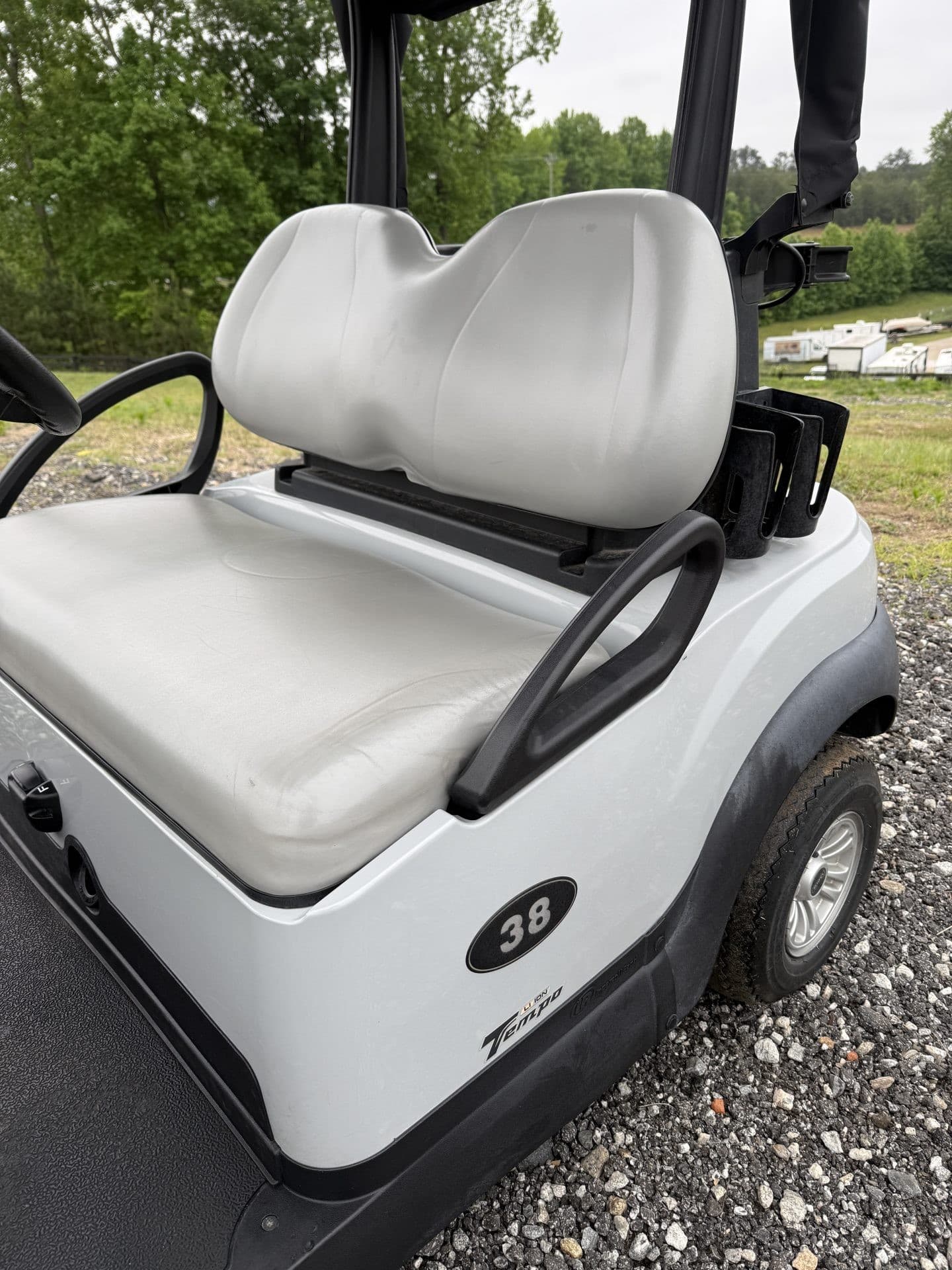 Club Car Tempo golf cart, view 3 | Ergon Golf Carts