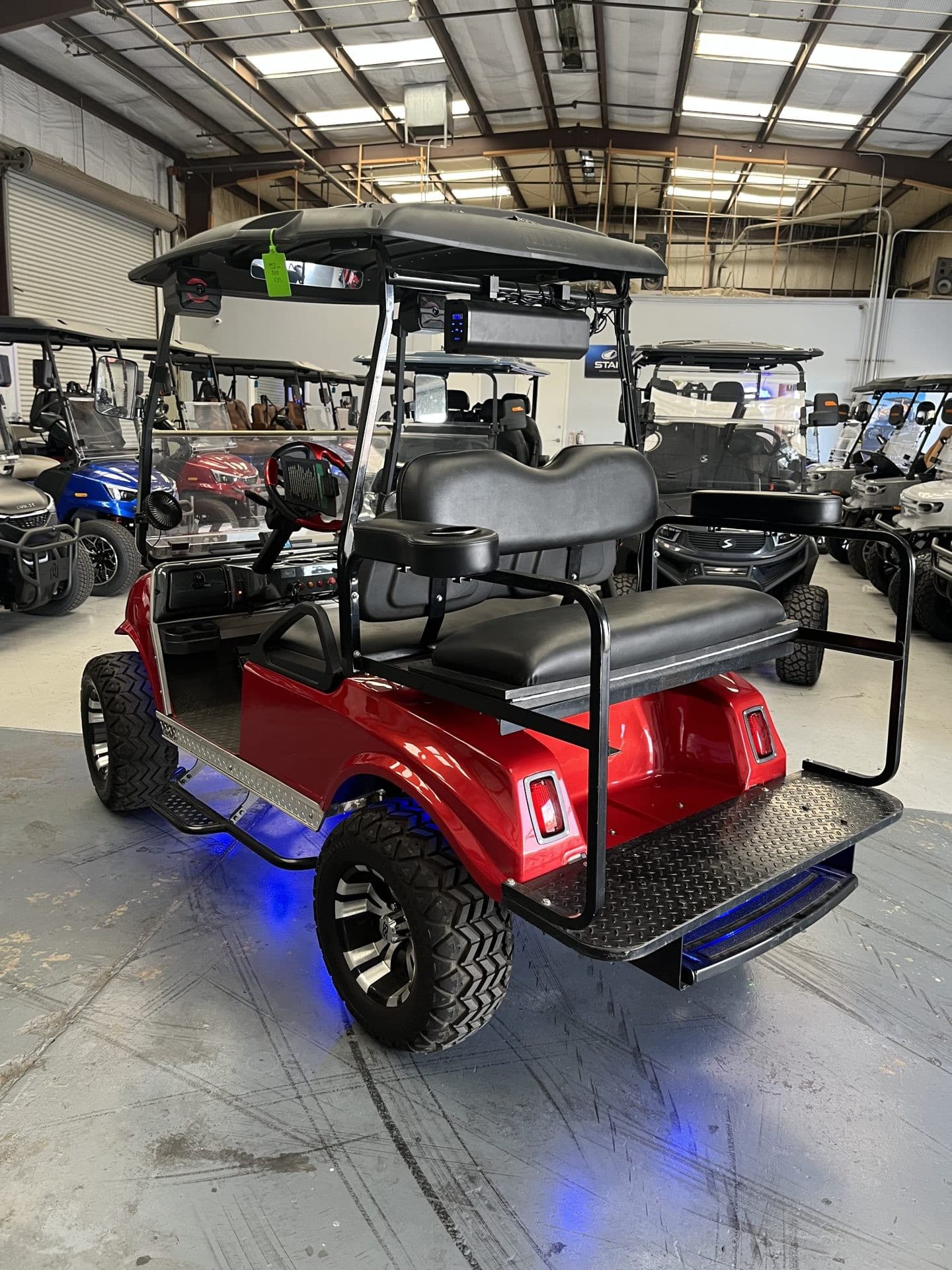 E-Z-GO RXV golf cart, view 3 | Ergon Golf Carts