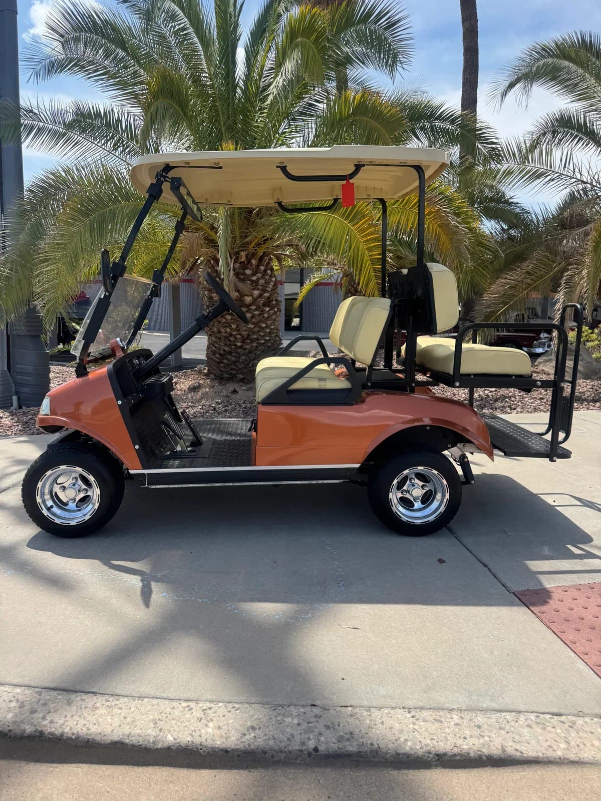 Evolution Classic golf cart, view 2 | Ergon Golf Carts