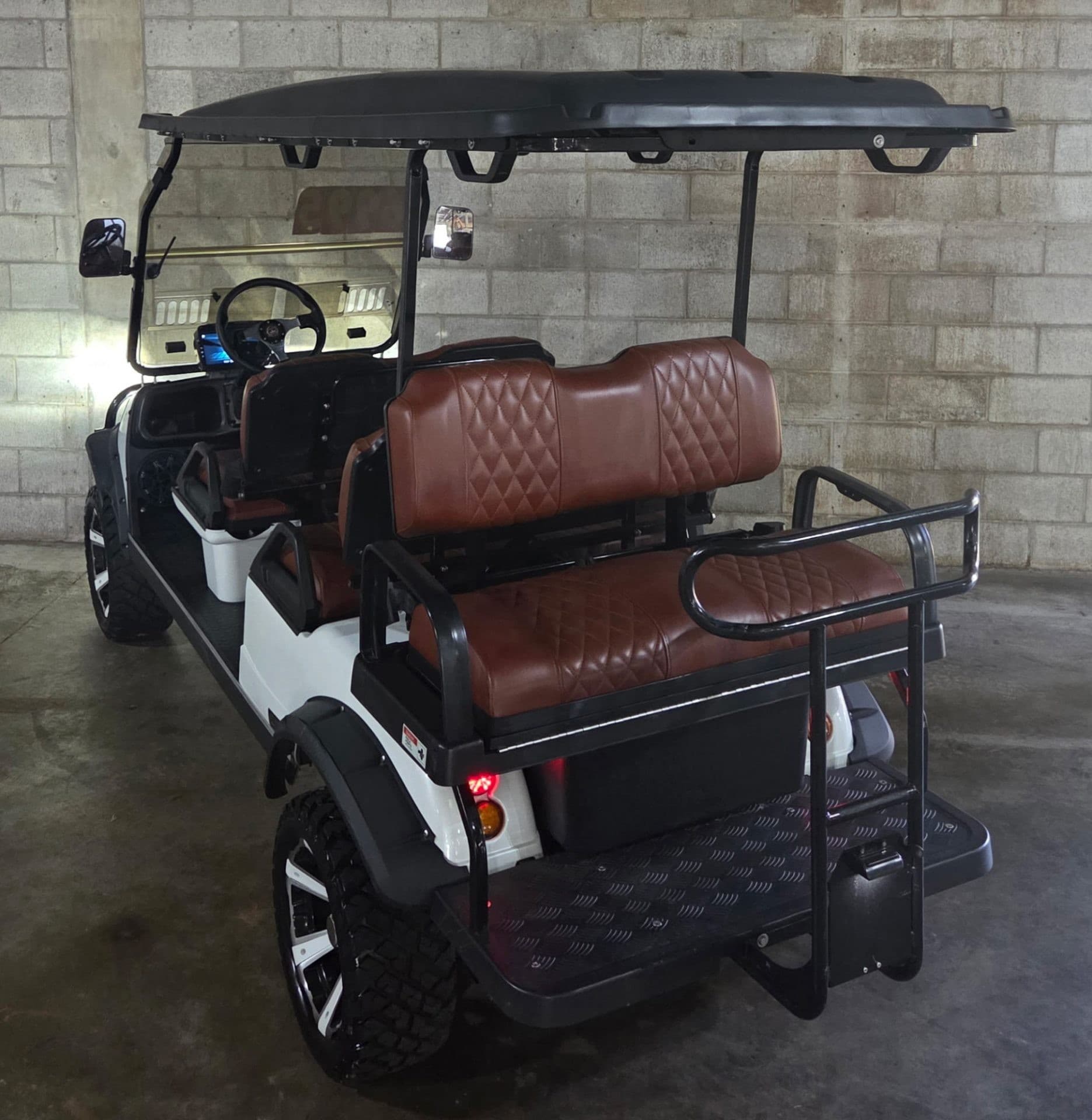 Evolution Forester golf cart, view 4 | Ergon Golf Carts