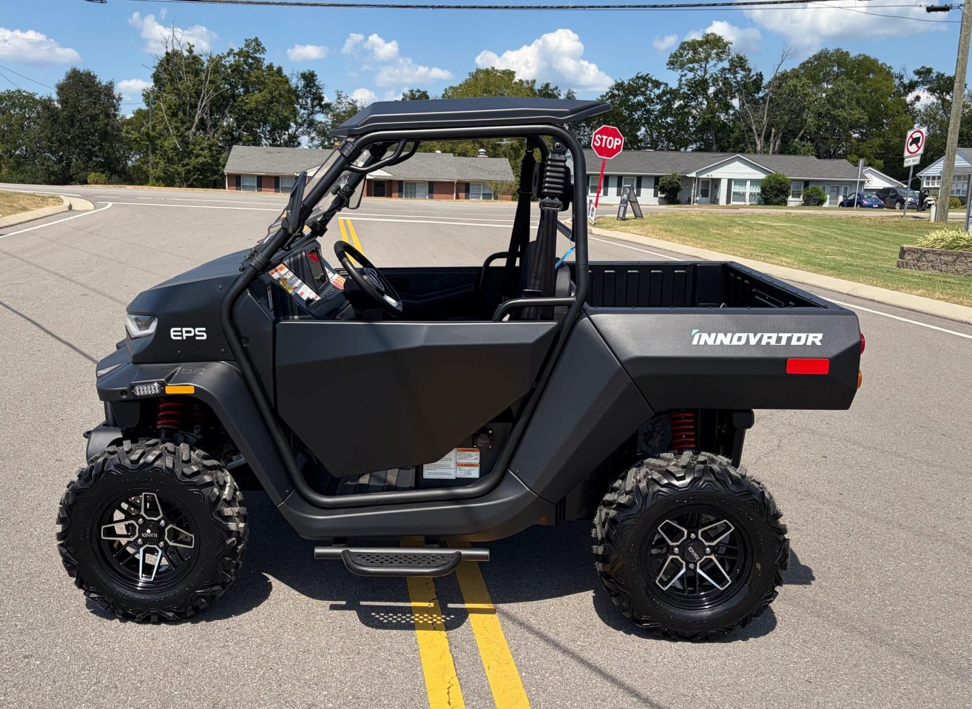 Kandi America Innovator E10K golf cart, view 3 | Ergon Golf Carts