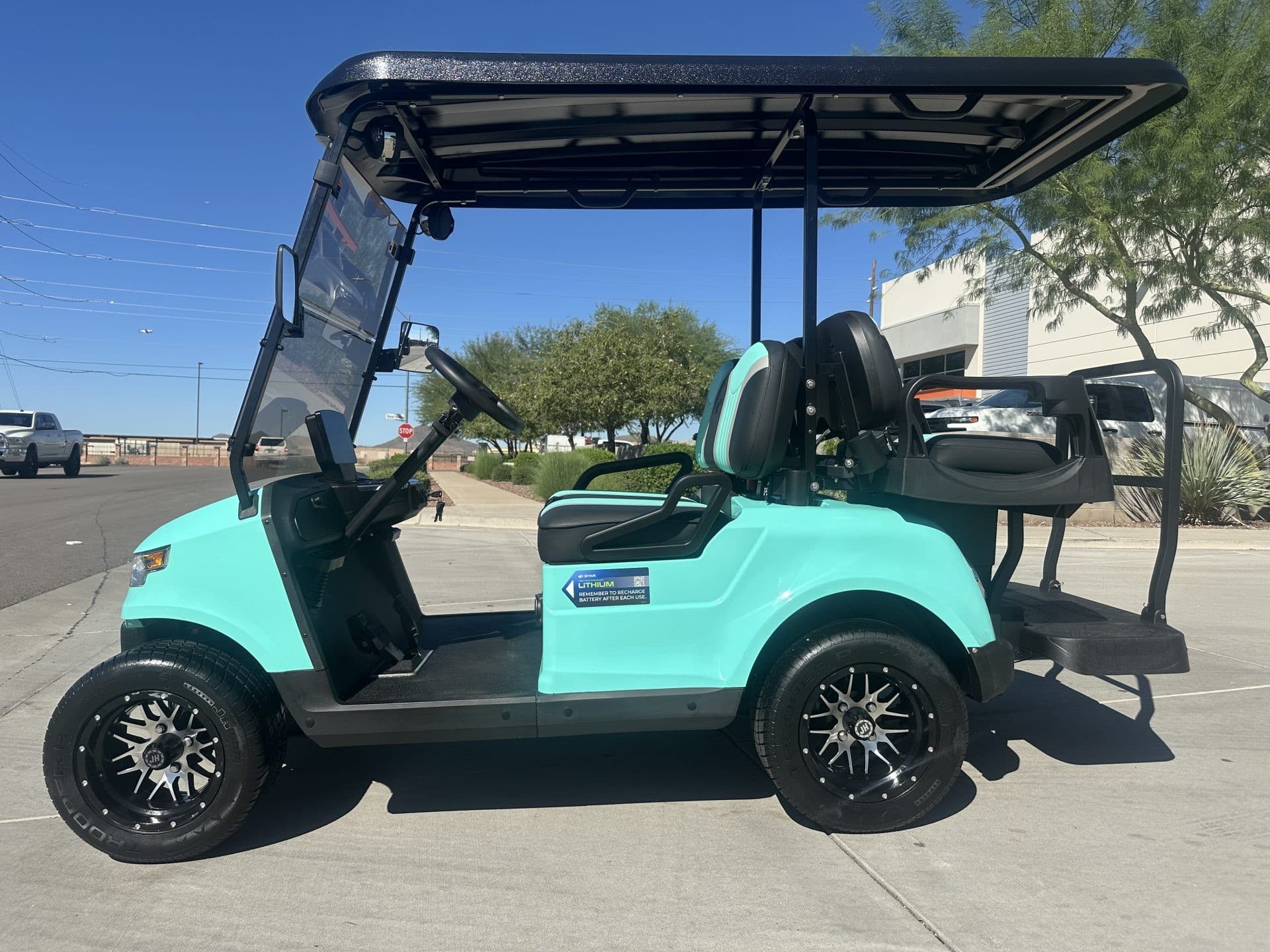 Star EV Capella golf cart, view 2 | Ergon Golf Carts